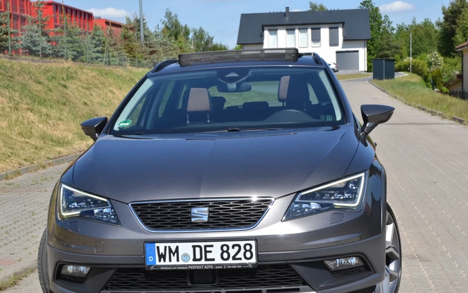 Seat Leon cena 67800 przebieg: 106671, rok produkcji 2016 z Iława małe 781